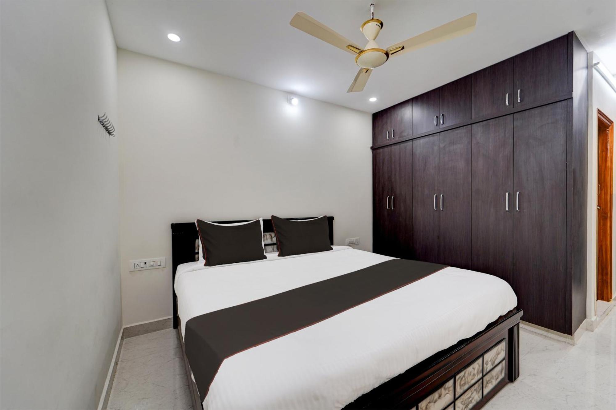 Collection O Sree Balaji Hospitality Services Tirupati Esterno foto